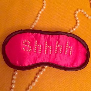 👸🏻ONLY ONE! Shhhh Eye Mask👸🏻